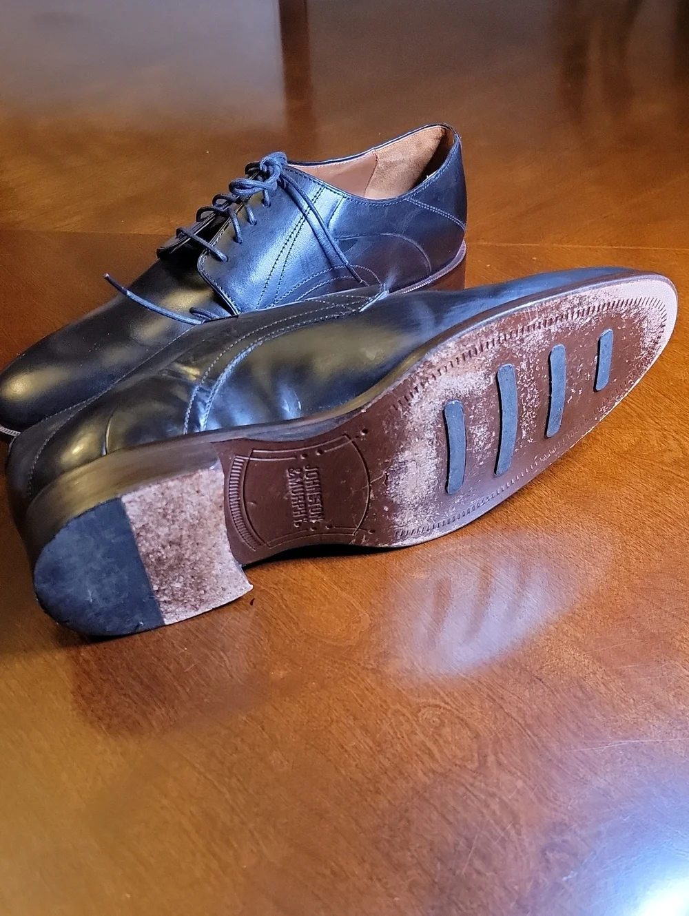 Johnston & Murphy 